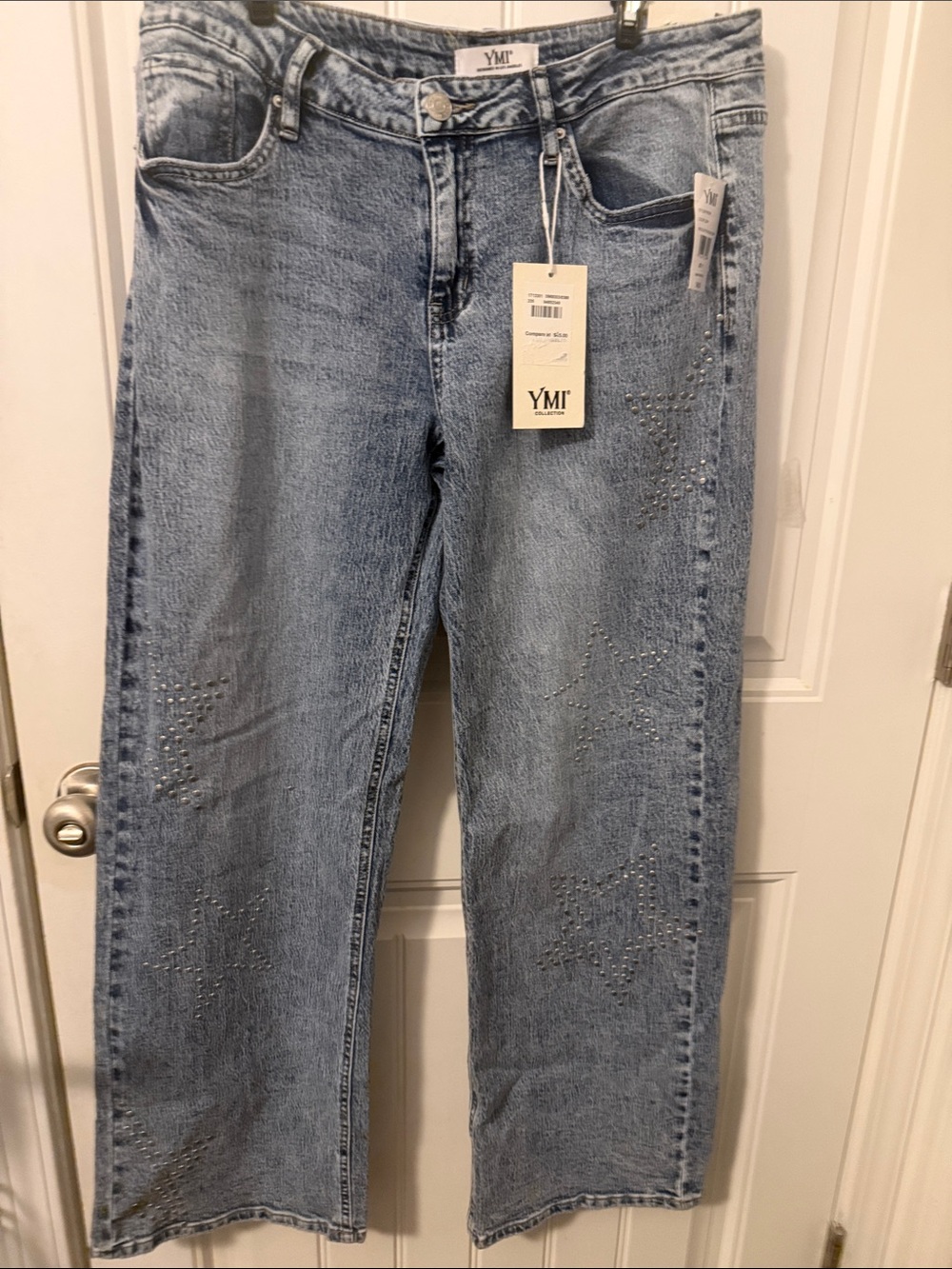 YMI Light Blue Wide Leg Jeans with Star Stud Details size 11/30